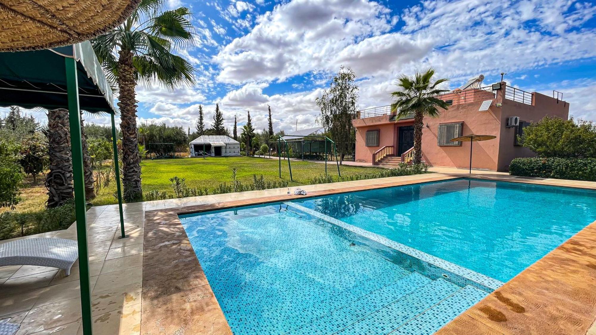 Ferme De Vacances Avec Une Grande Villa A Marrakech Marrakesh Eksteriør billede