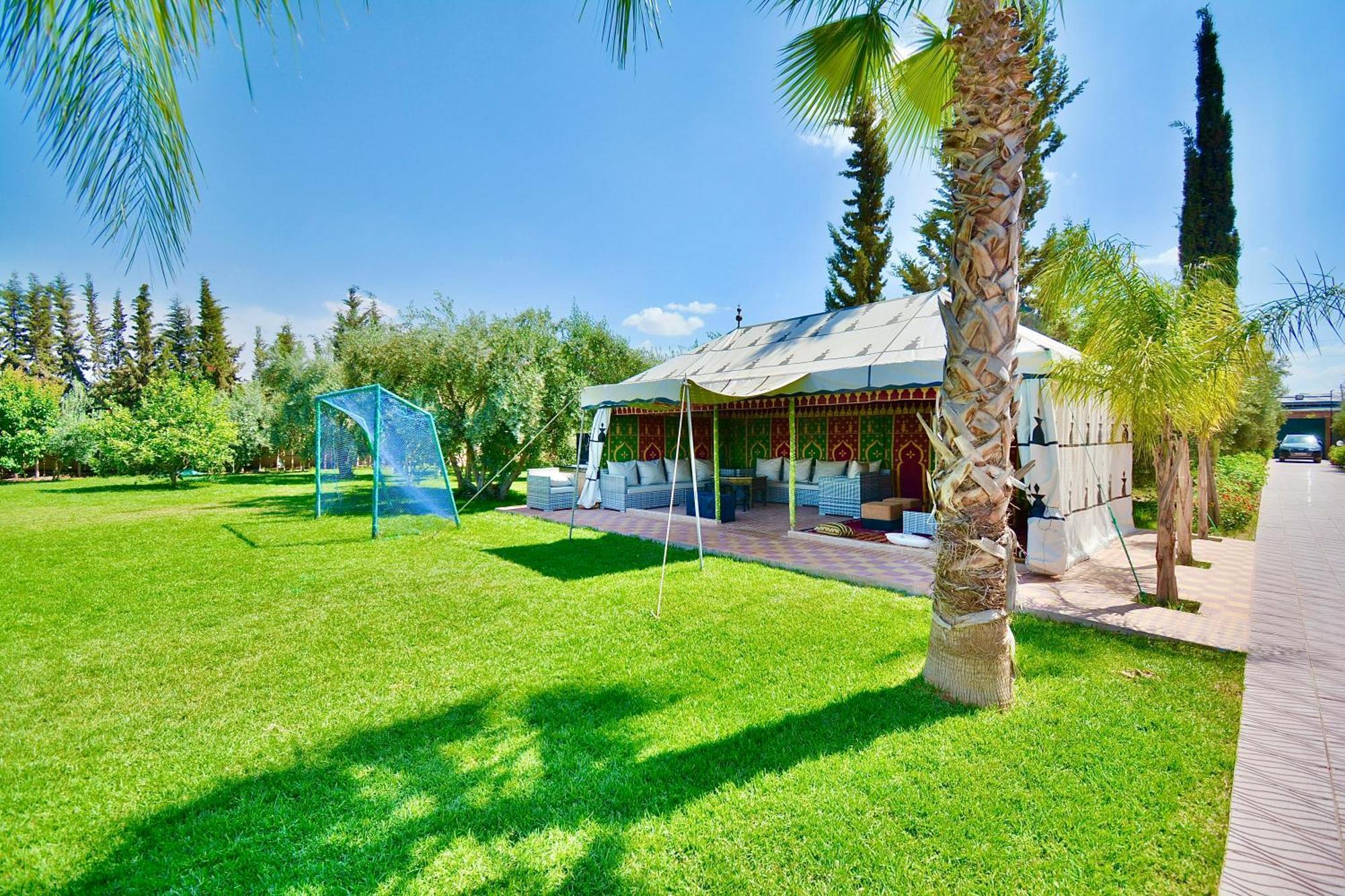 Ferme De Vacances Avec Une Grande Villa A Marrakech Marrakesh Eksteriør billede