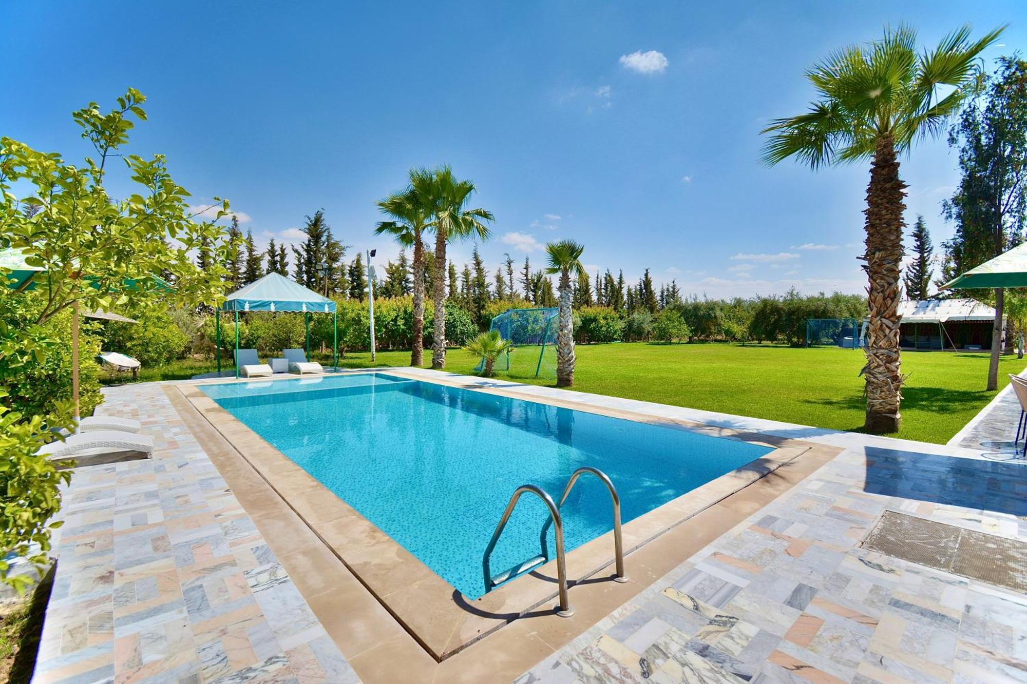 Ferme De Vacances Avec Une Grande Villa A Marrakech Marrakesh Eksteriør billede
